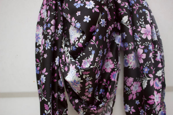 Outlaw Rose in black